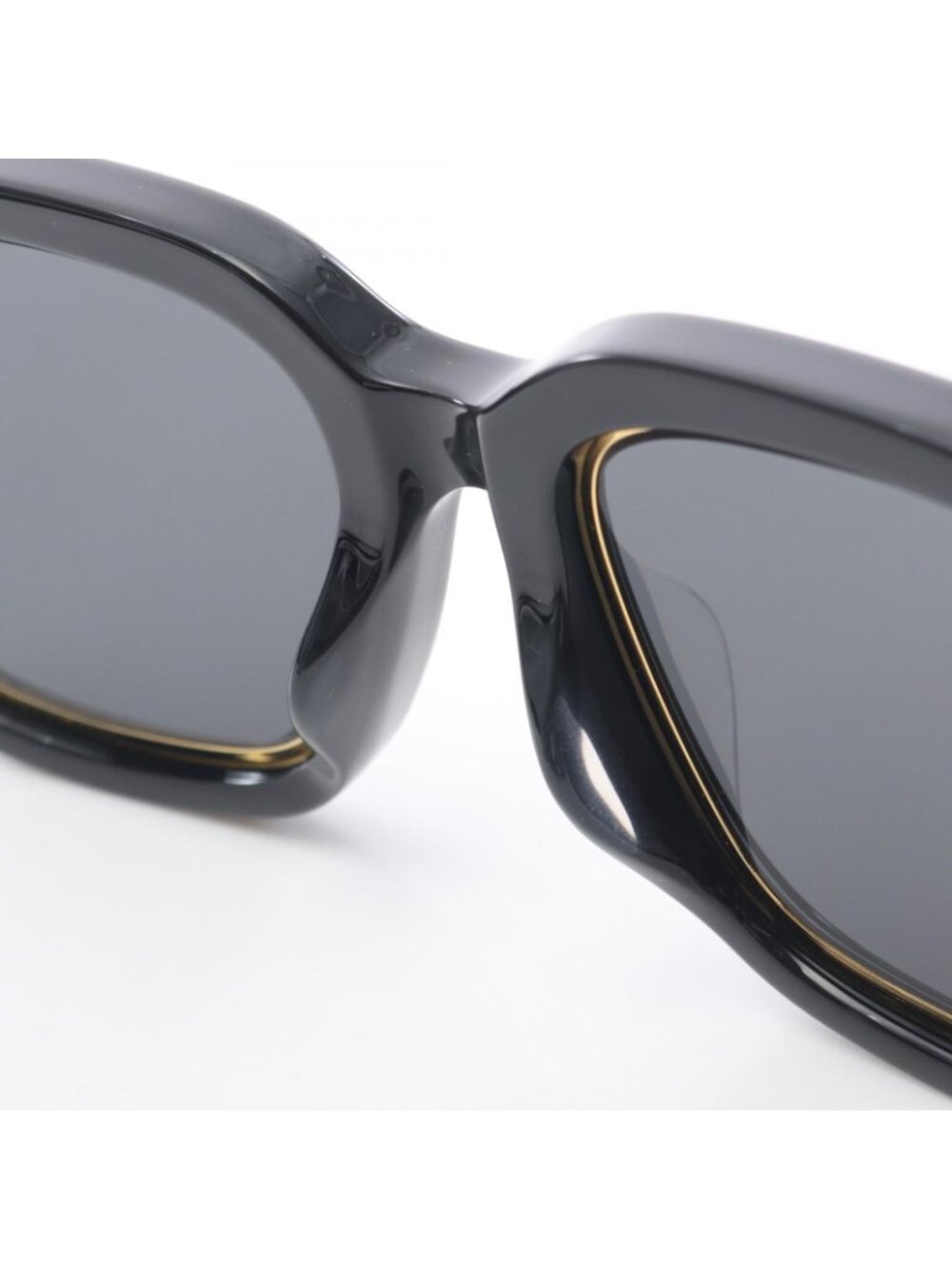 Gucci Sunglasses Black Gray Eyewear - Picture 6 of 6